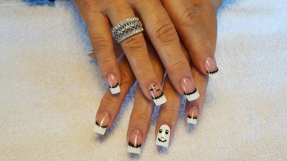 Gallery Deluxe Nails and Spa